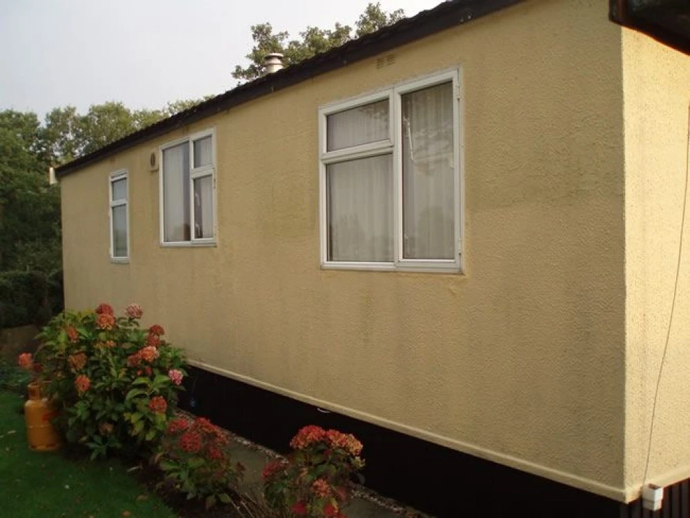 Chrome Towel Rail & Aquastep Flooring